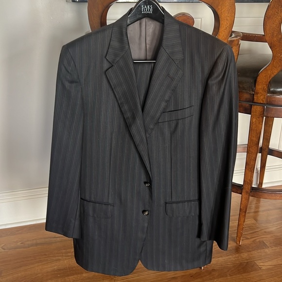 Corneliani men’s suit Italian made perfect condition. Black pin stripe - Picture 2 of 16